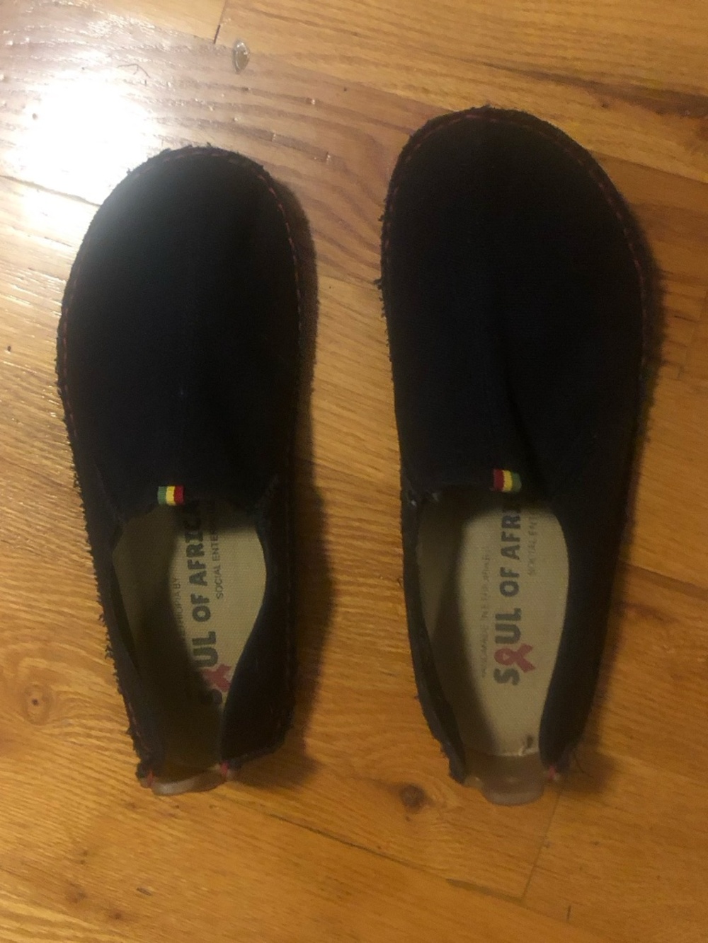 Soul of Africa Black Barefoot Shoes Size 10